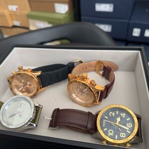 Lot of 4 Nixon 51-30 Watches*